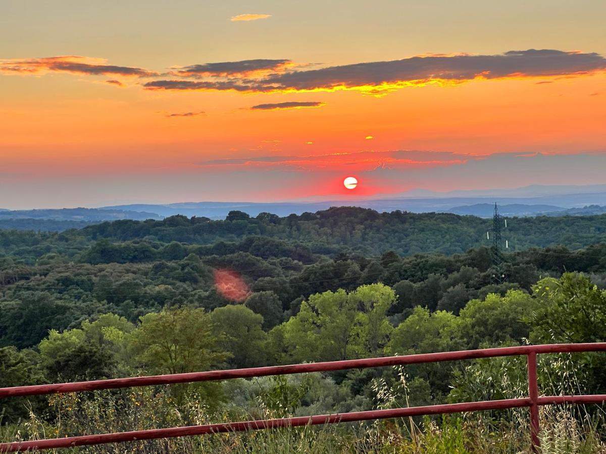 B&B Il Tramonto Barbarano Romano Екстер'єр фото