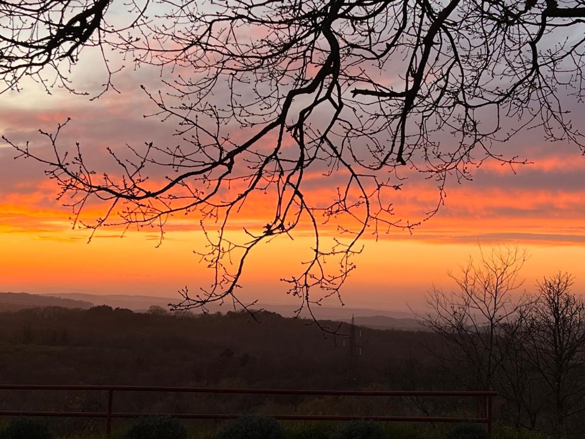 B&B Il Tramonto Barbarano Romano Екстер'єр фото